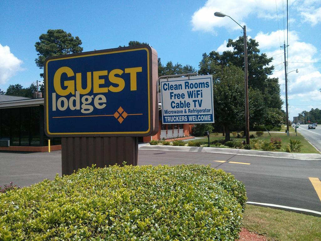 Guest Lodge - Pageland Bagian luar foto