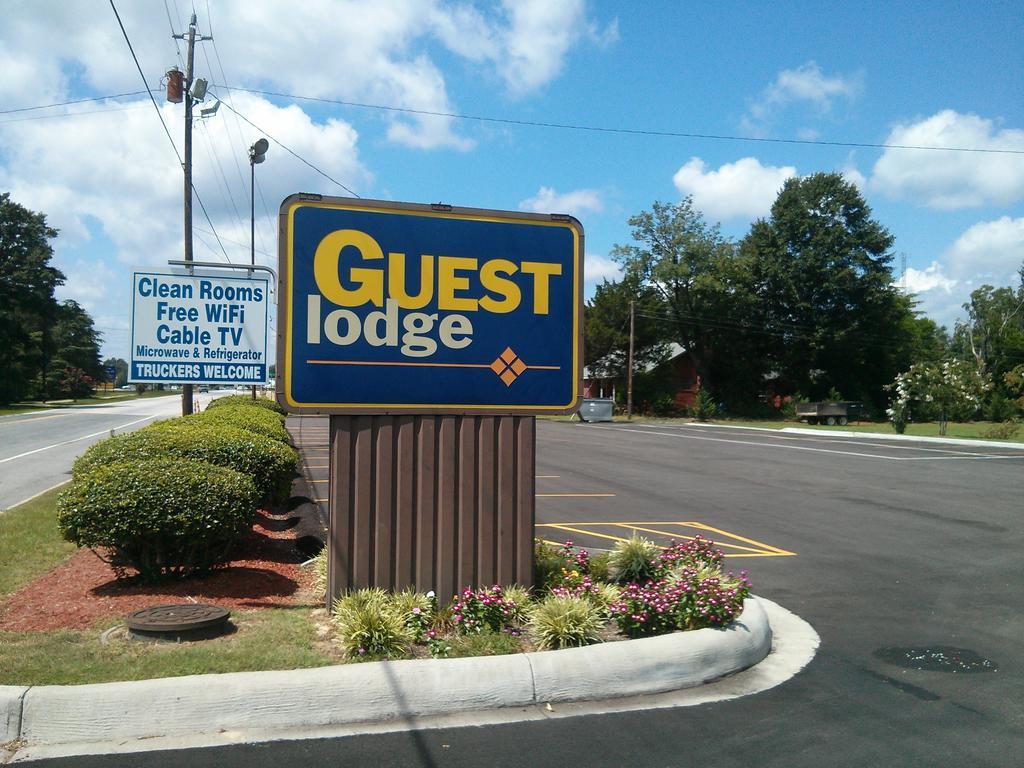 Guest Lodge - Pageland Bagian luar foto