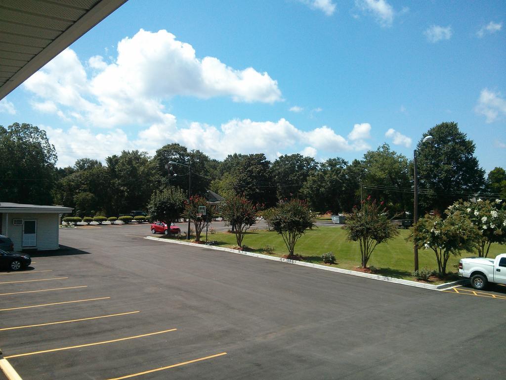 Guest Lodge - Pageland Bagian luar foto